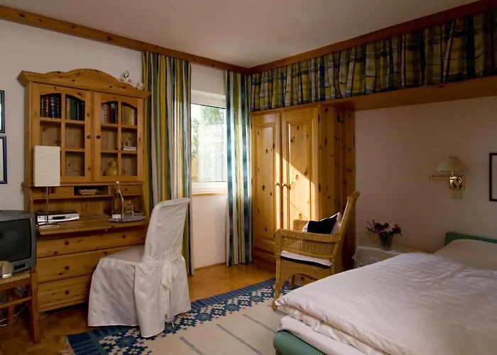 Landhaus Falkner Oda ve Kahvaltı 4*